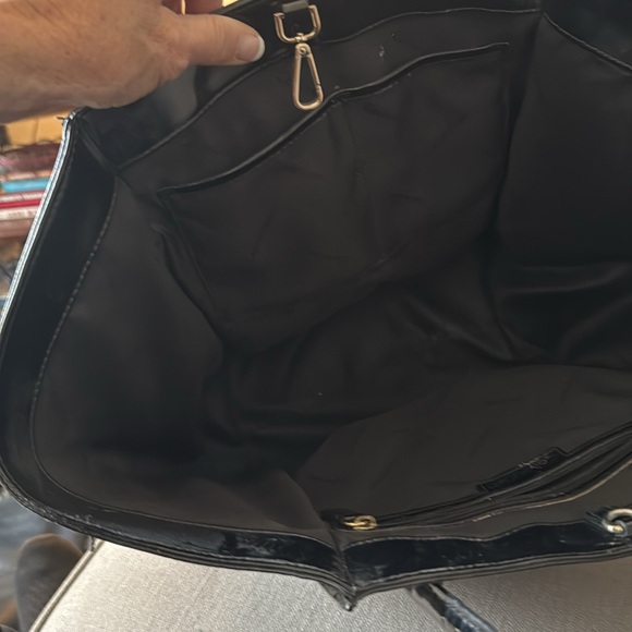 Calvin Klein black patent leather large tote purse excellent condition - Picture 6 of 11